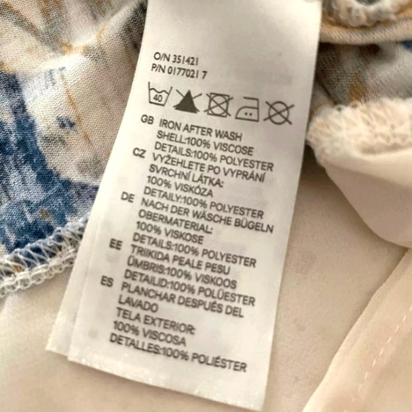 H&M Cream and Blue Sleeveless Sundress Size Large - Picture 5 of 8